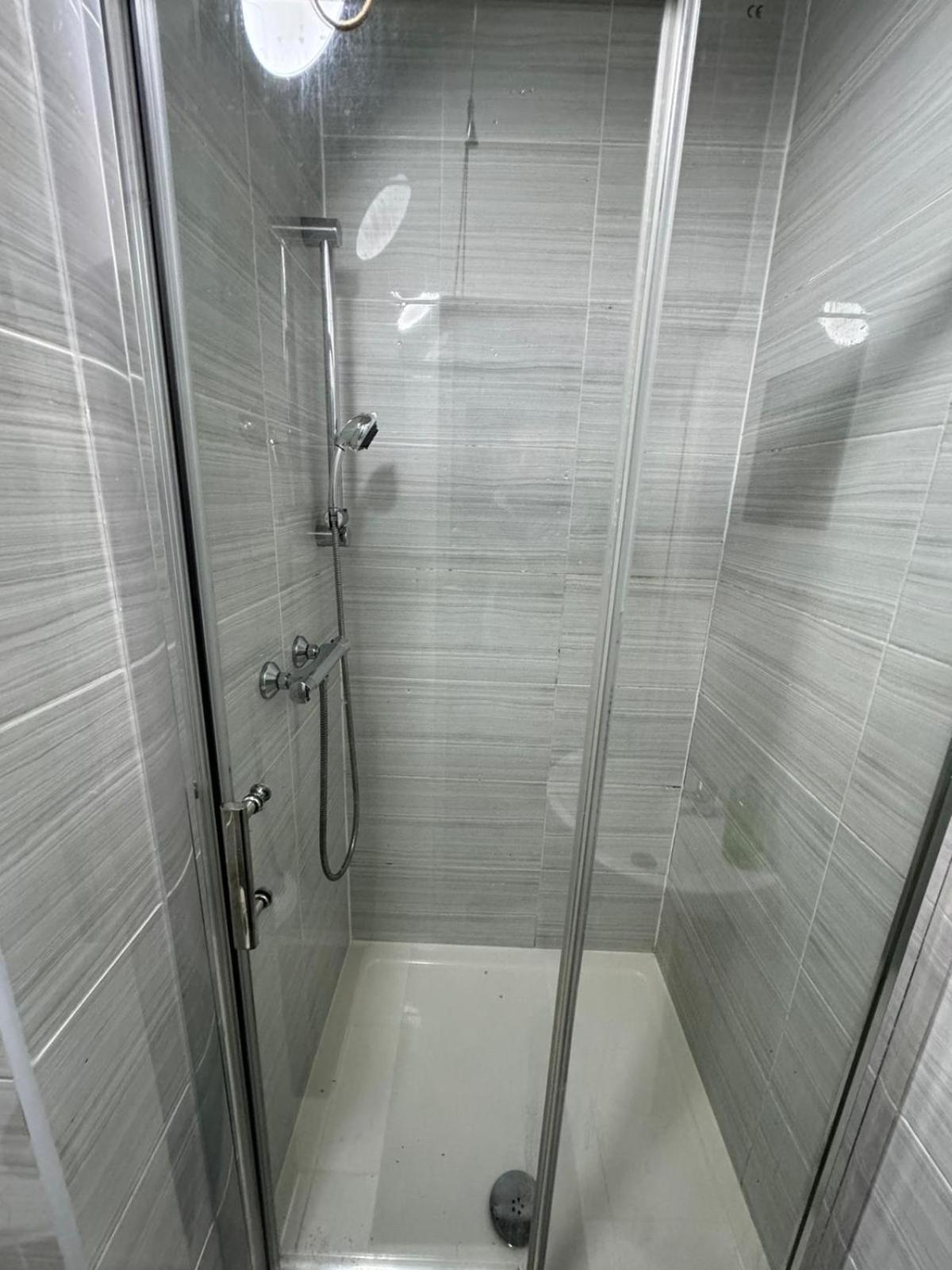 Deluxe Ensuite Double Room With Ensuite Coventry Esterno foto